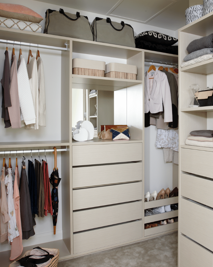 Moderno Handle-less Drawers detail garage-storage-wairau-valley
